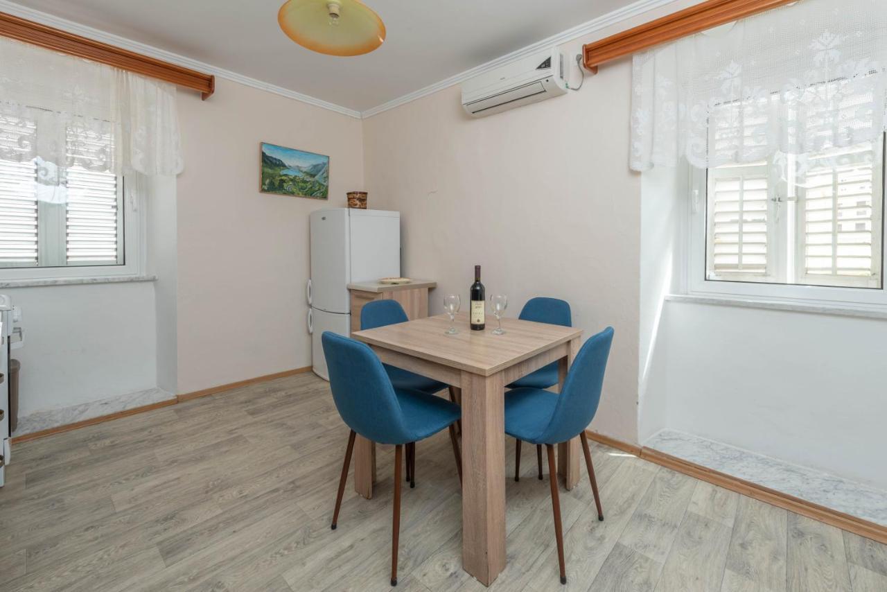 Apartments Radimir Kotor Eksteriør billede