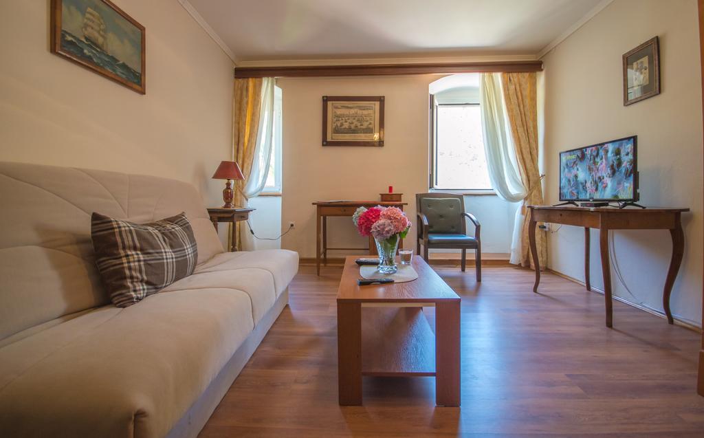 Apartments Radimir Kotor Eksteriør billede